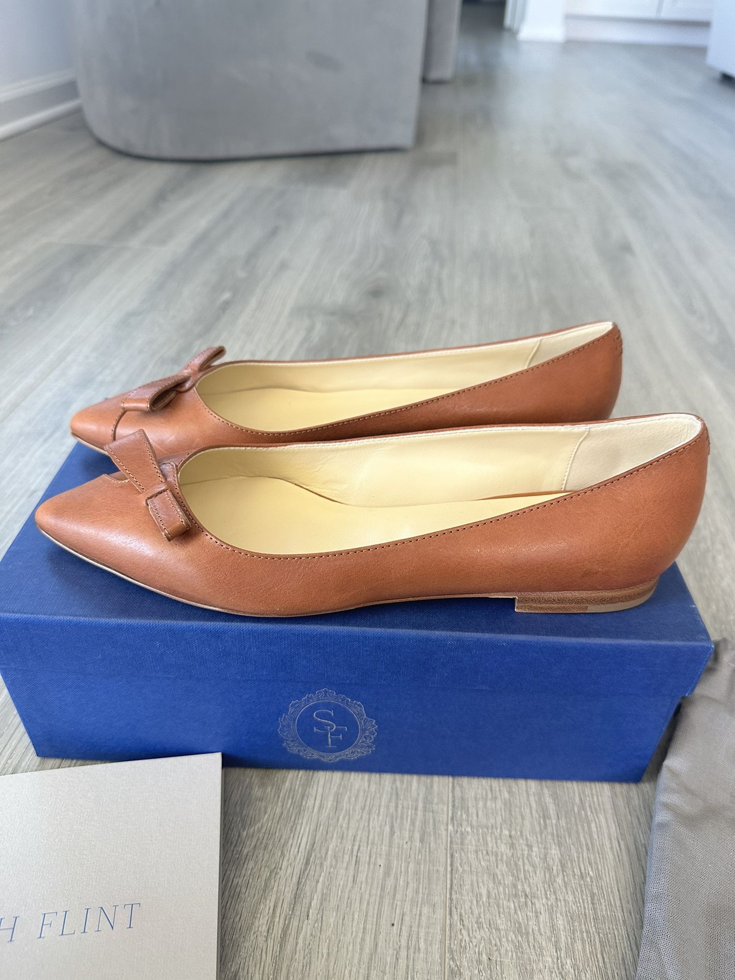 Sarah Flint Natalie Flats Size 39.5