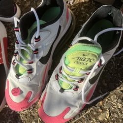 Nike 