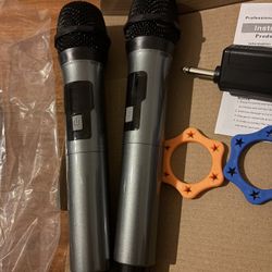 Wireless Microphones 🎤 