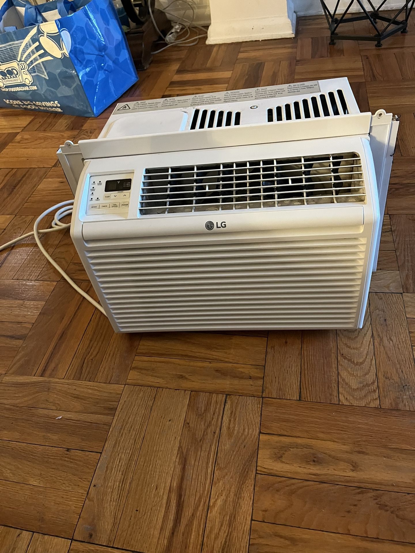 Lg Ac 6,000 BTU