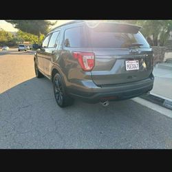 2018 Ford Explorer