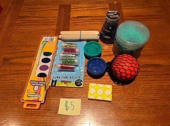 Art And Fidget Items