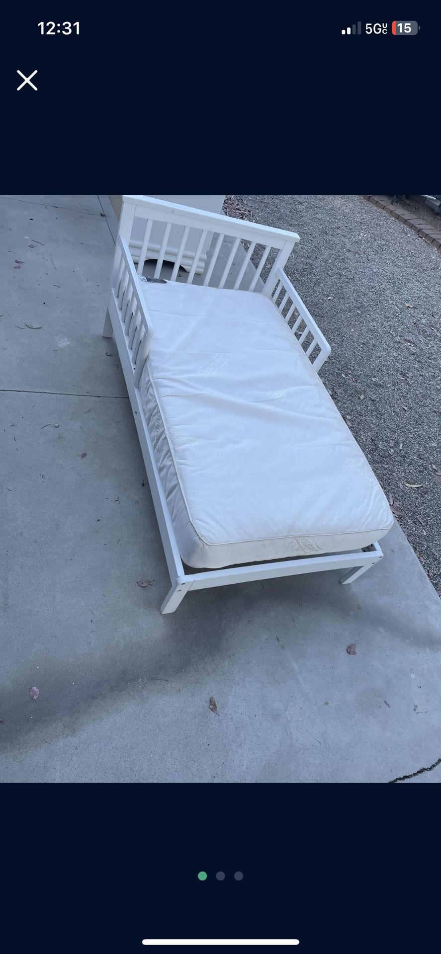twin bed