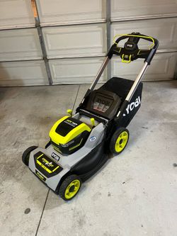RYOBI 40V HP Brushless 21" Whisper Series Cordless Walk-Behind Multi-Blade Push Lawn Mower (Battery Not Included)