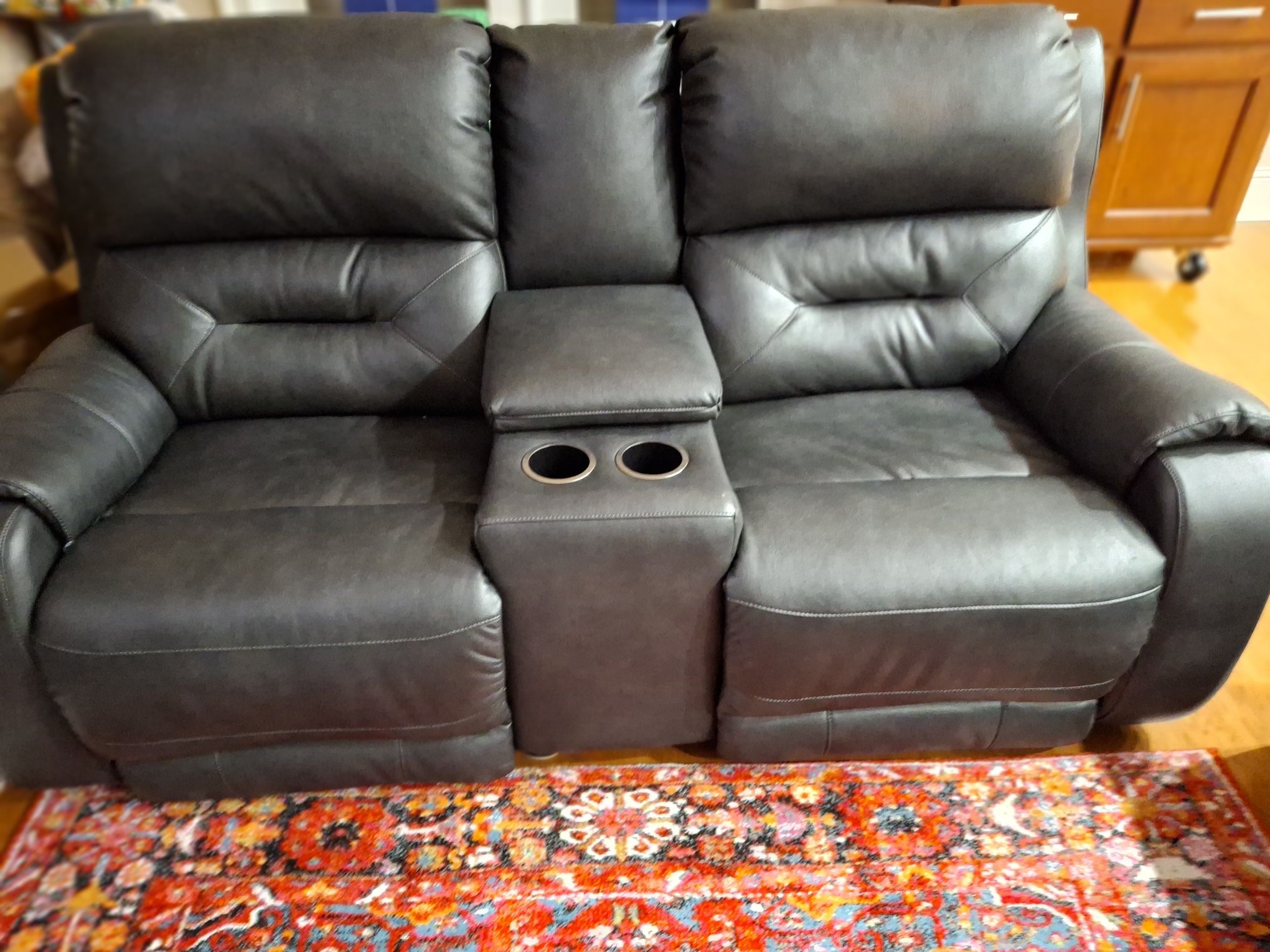 Loveseat Recliner With Center Console 2 Cup Holder 
