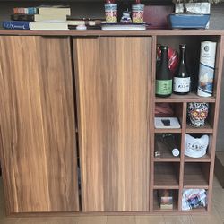 Wood Closed Bar Cabinet