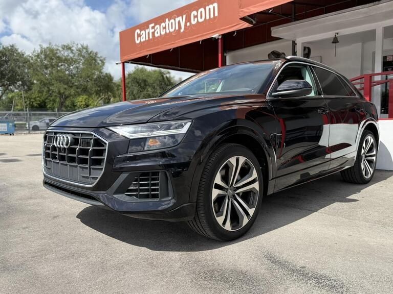 2020 Audi Q8