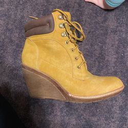 Womens Boots
