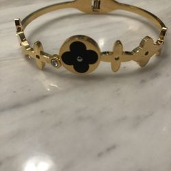 Fashion Bracelet 