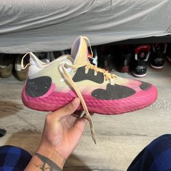 Harden Vol 5 Futurenatural ‘relentless’