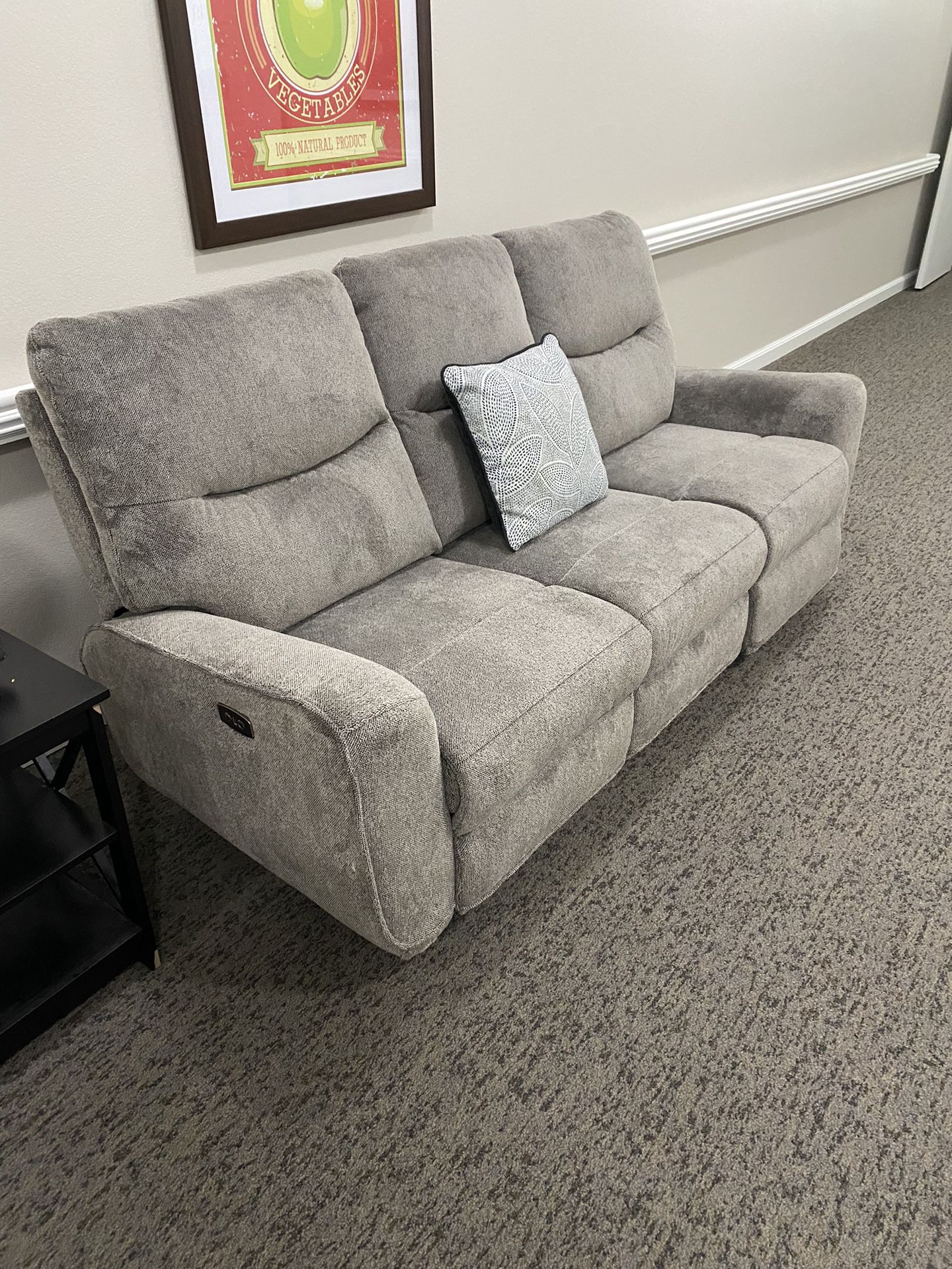 Brand New Recliner!!!!!*** $150!!!! This is a Steal!!