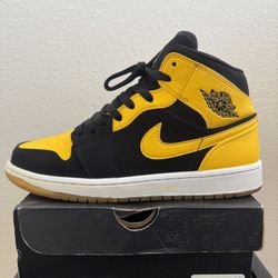 Jordan 1 Retro Mid Size 8.5 Mens New Love -$240 FIRM!!!