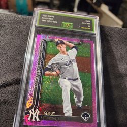 Max Fried 2025 Topps Series 2 Pink Holo Foil #609 New York Yankees EJE 10