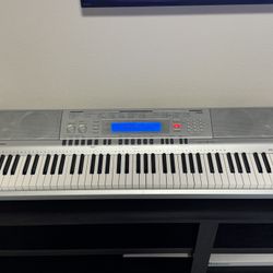 Casio WK-210