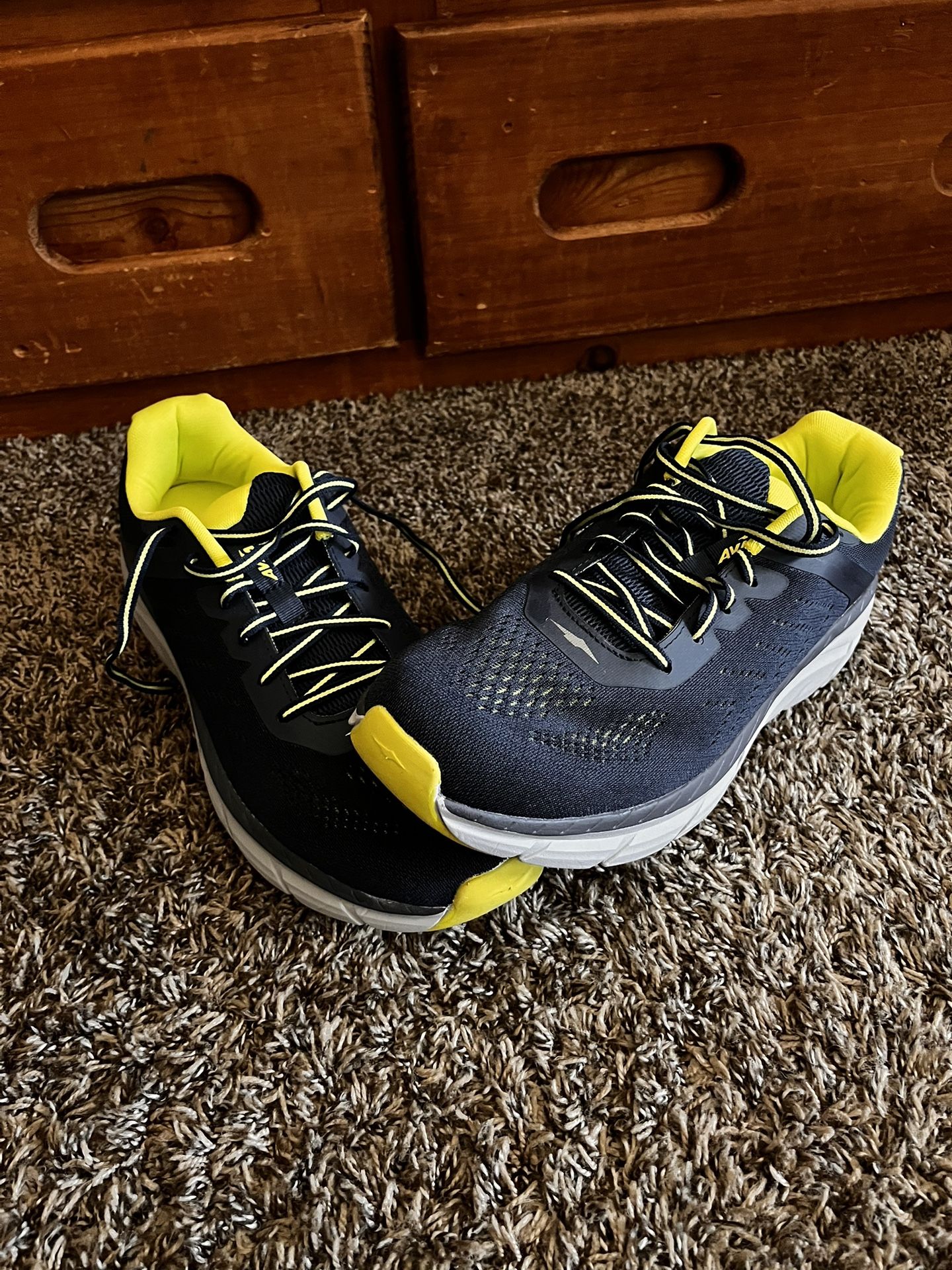 Avia Size 13 Running Shoes