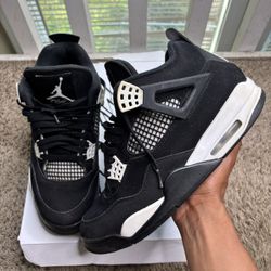 2024 Air Jordan 4 Retro White Thunder