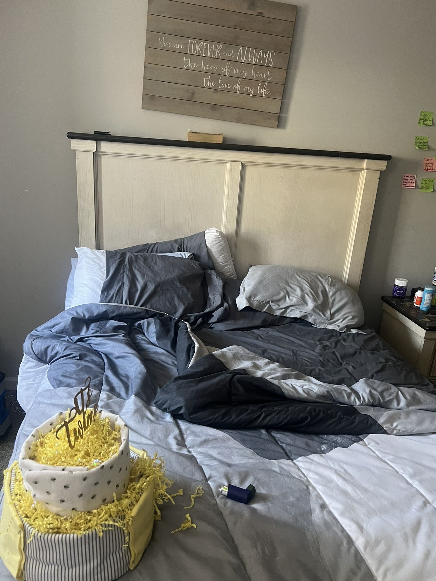 Bedroom set