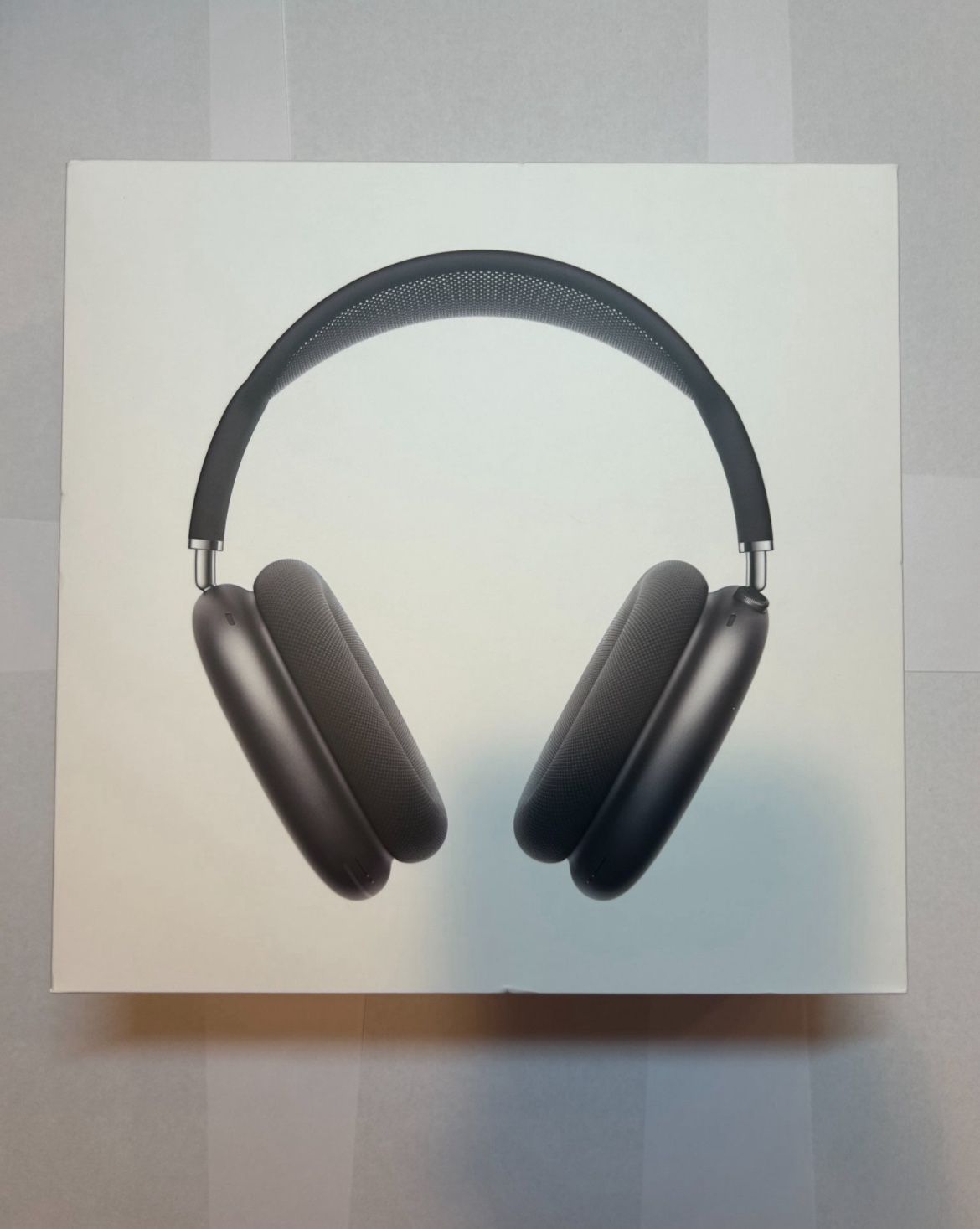 black AirPod pro max