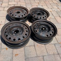 4 Rims R15 for Kia Hyundai and other cars