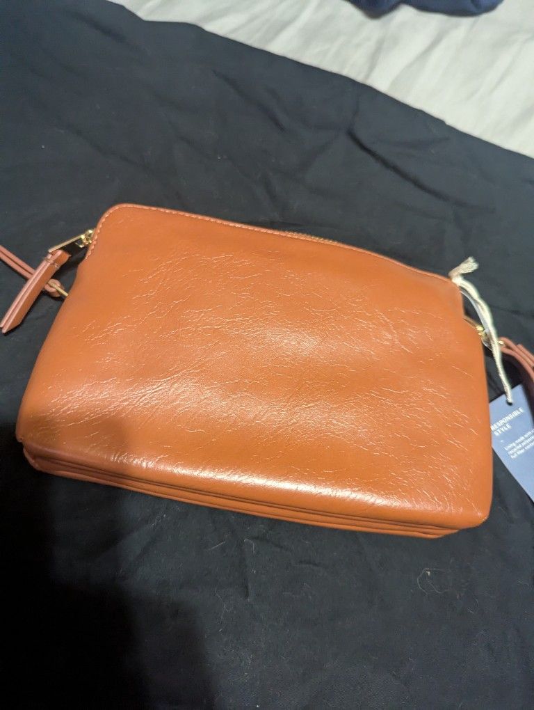 Good Thread Brown Zipper Pouch Wallet