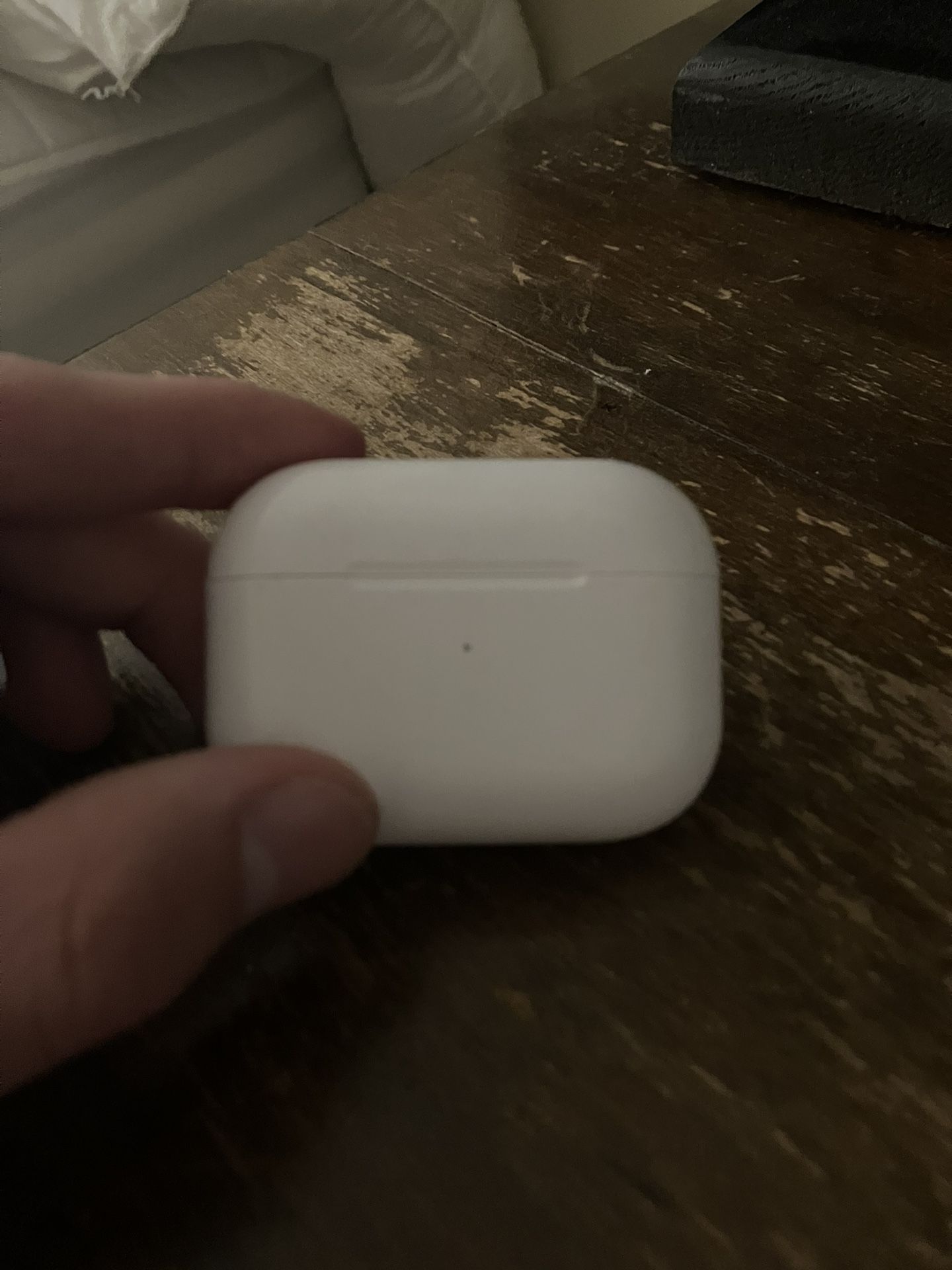 Apple airpods pro 2nd gen (ONLY ONE EARBUD)