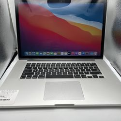 Apple MacBook Pro Rea tina 15”