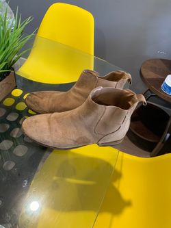 Urban outfitters chelsea boots sz 9