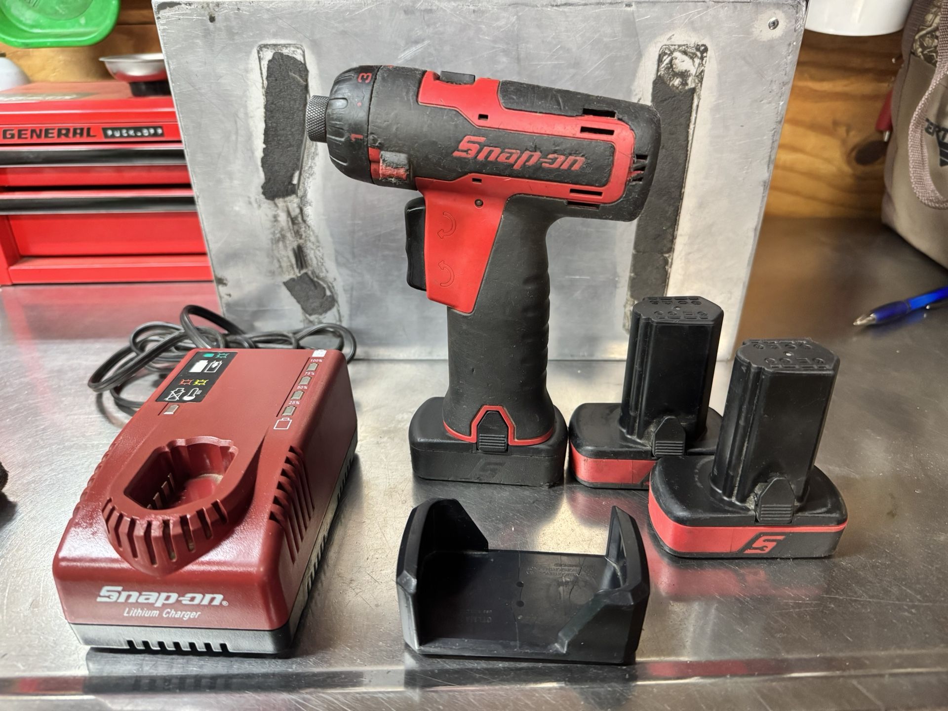 Snap-on Bit Driver