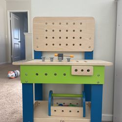 HAPE toddler Tool Bench 