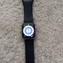Apple Watch Series SE 3 40mm GPS+Cell