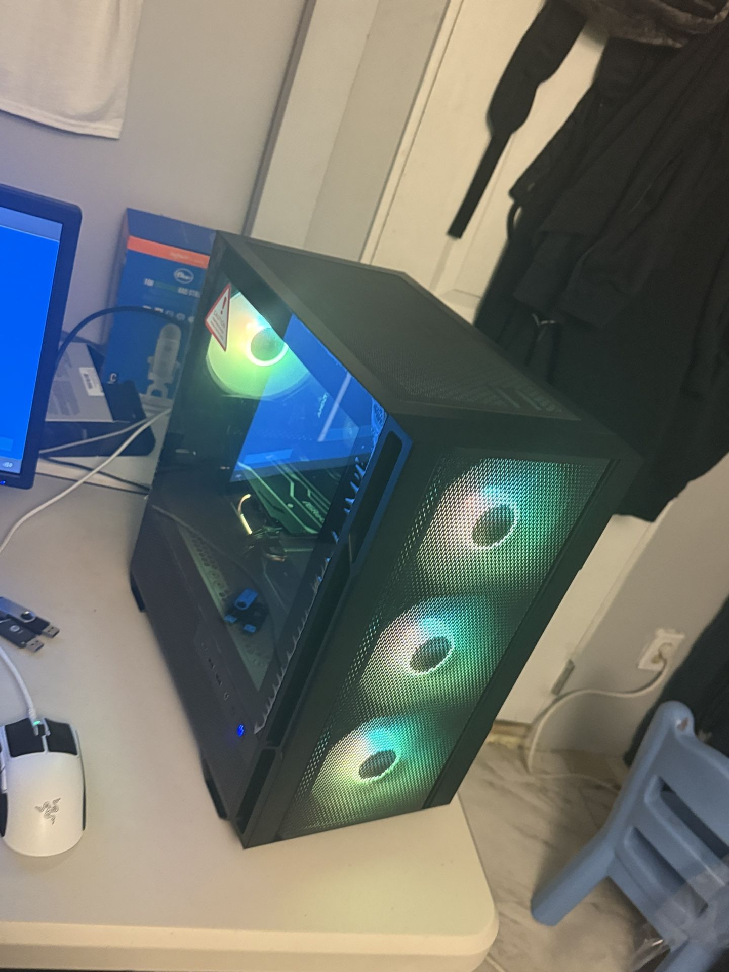 BRAND NEW CUSTOM GAMING PC