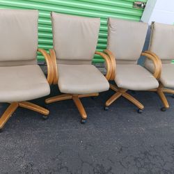 Office Chairs 