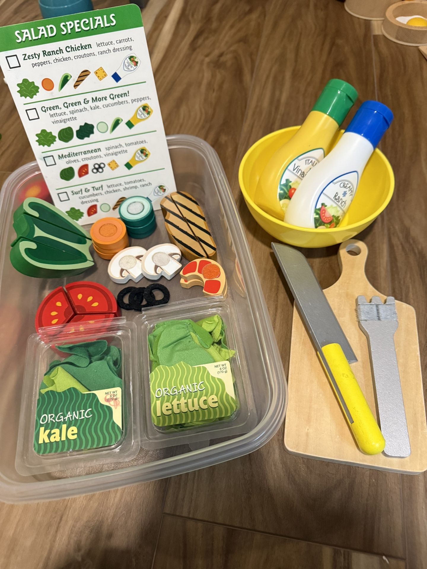 Kids Melissa And Doug Salad Pretend Play Set