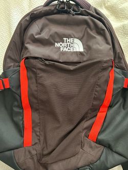 The North Face Recon Backpack (Discontinued color)