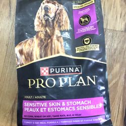 Dog Food 4 Lbs 