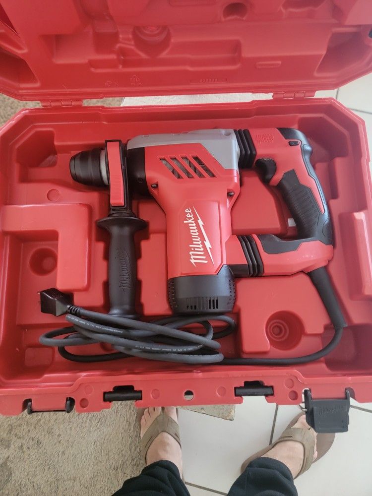 Rotary Hammer Milwaukee