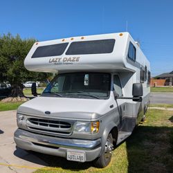 For Sale: 2001 Lazy Daze Motorhome, 26.5 mid-bath, 49k miles
