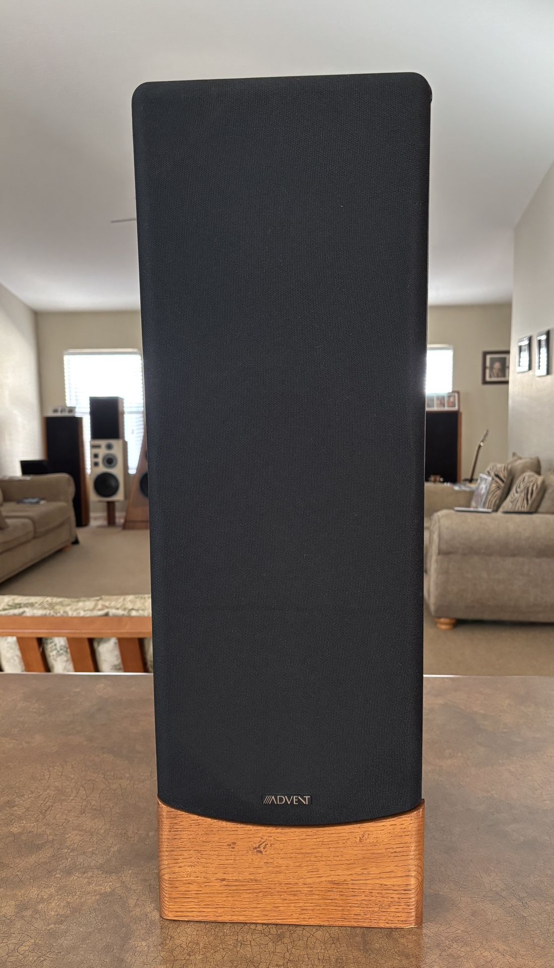 Advent A1104 Speakers