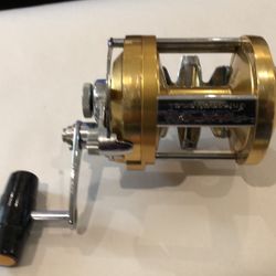 Penn International 12H GOLD Saltwater Fishing Reel thats been TWO SPEEDED by CAL SHEETS.