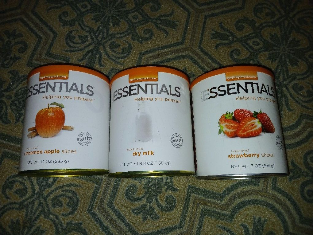 ESSENTIALS (Dry Milk, Strawberry & Cinnamon Apple Slices)