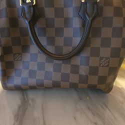 Louis Vuitton Speedy  25