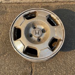 Honda Civic 14 inch aluminum wheel 4 on 100mm