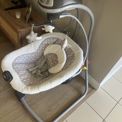 GRACO BABY SWING