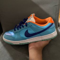 Nike Low Sb Blue And Orange Size 7.5