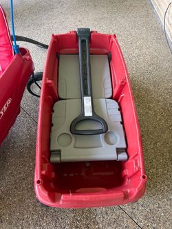 Radio Flyer Red Plastic Kids Wagon