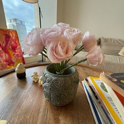 Vases with faux Flowers 