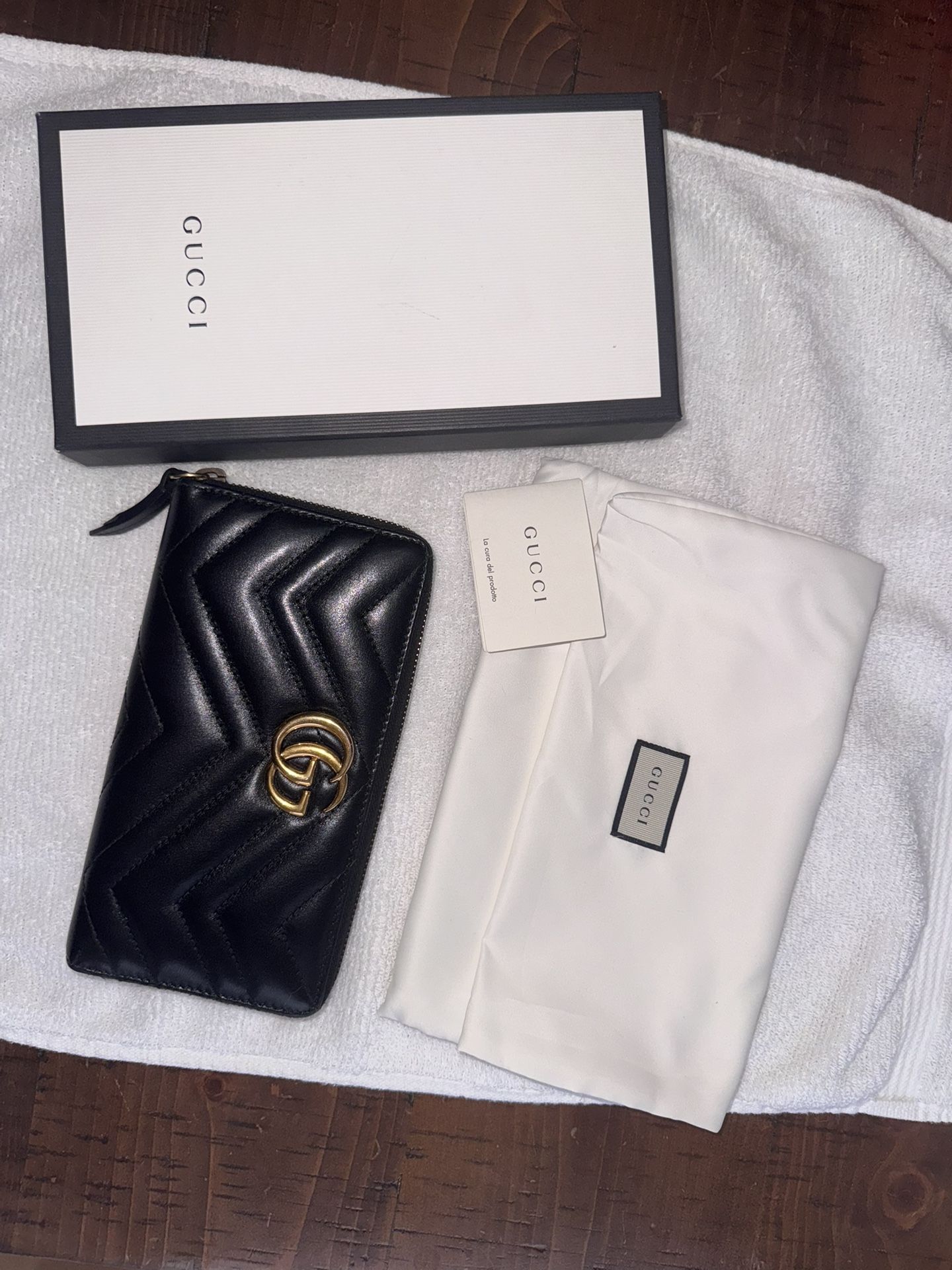 Gucci Mormont Zip Around Wallet