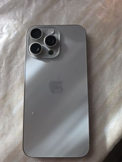 Apple iPhone 15 Pro Max