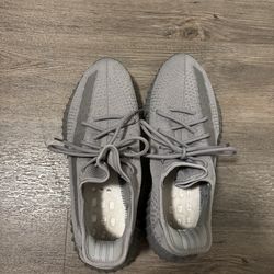 Yeezy 350 V2 size 12