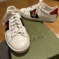 Gucci Shoes 